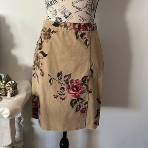 Vintage Ann Taylor Floral Corduroy Mini Skirt Women's size 0P